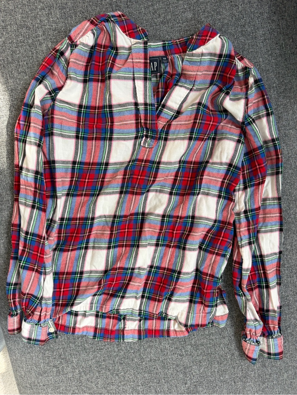 GAP Red Plaid Long-Sleeve Popover Flannel Top